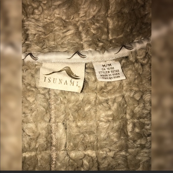 Women’s Vest By Tsunami Size M - Picture 5 of 5